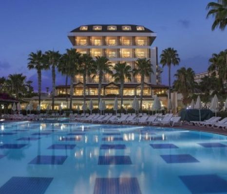 TRENDY PALM BEACH - ADULTS ONLY