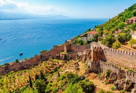 Чартър до Анталия от Пловдив със самолет за 14 нощувки